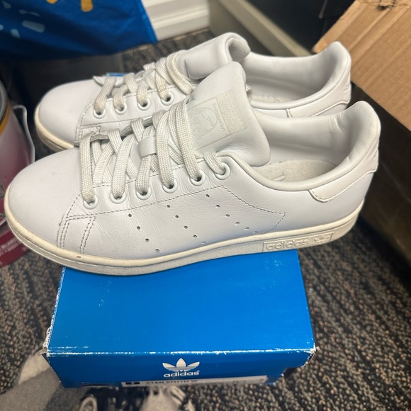 Stan Smith Adidas Sneakers - Picture 4 of 7